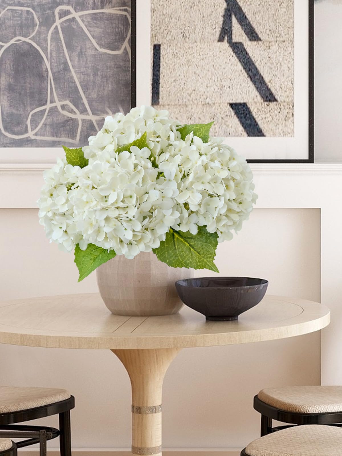 ZYTUYO ivory white hydrangea flower head detail shows soft petals