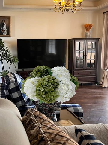 ZYTUYO hydrangea dust-cleaning with gentle water wipe.