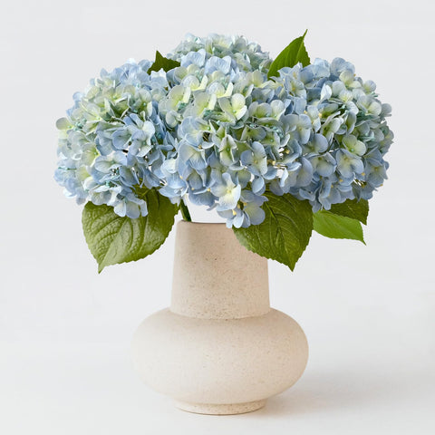 ZYTUYO 20-inch artificial hydrangea heads in soft blue for easy table decor.