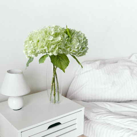 ZYTYUO dining table centerpiece hydrangea for chic gatherings.