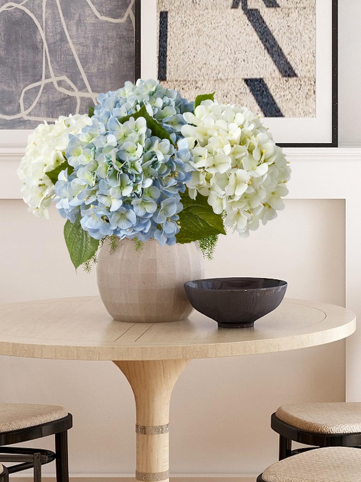 ZYTYUO long-stem blue hydrangea in angle demonstrates versatile vase placement.