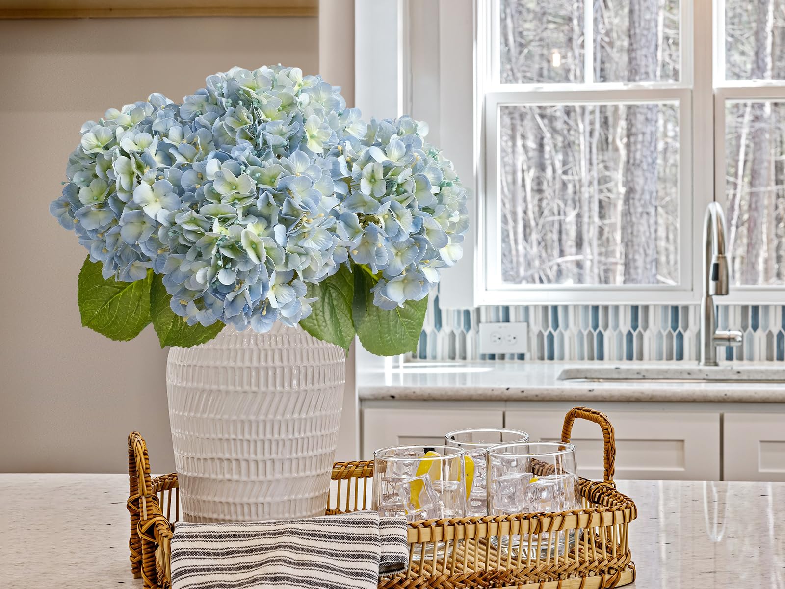 ZYTUYO soft-touch petals mimic real hydrangeas without maintenance.