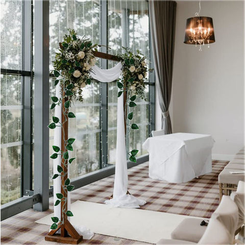 ZYIGYI living room ivy garland elevates decor with lush, realistic leaves.