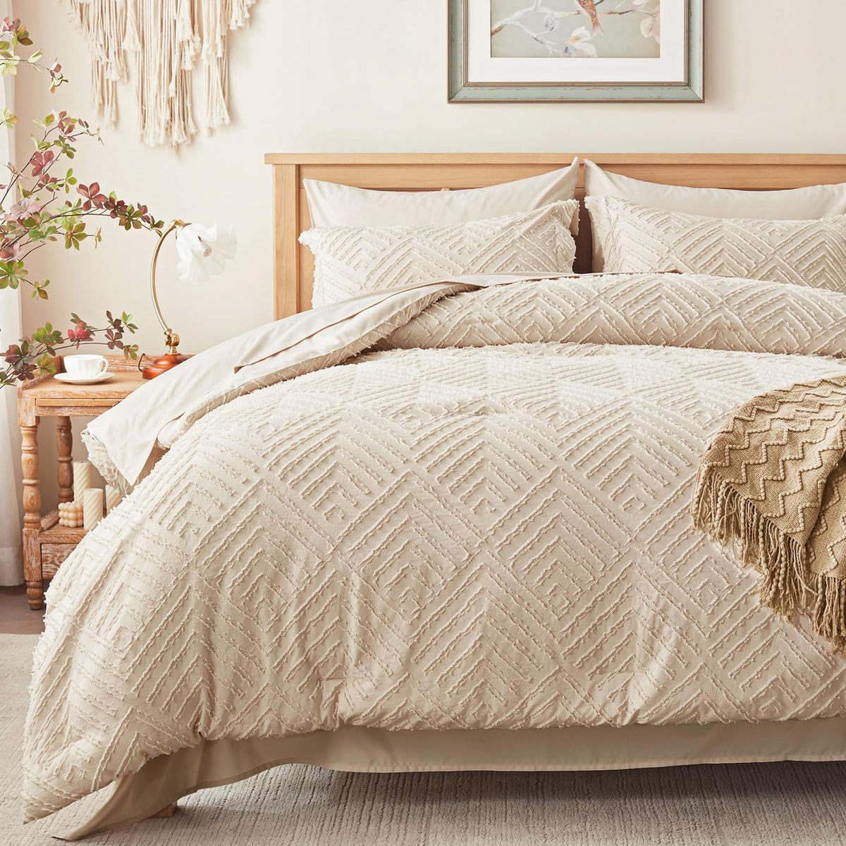 Zzlpp Queen tufted detail adds boho texture and durable comfort.