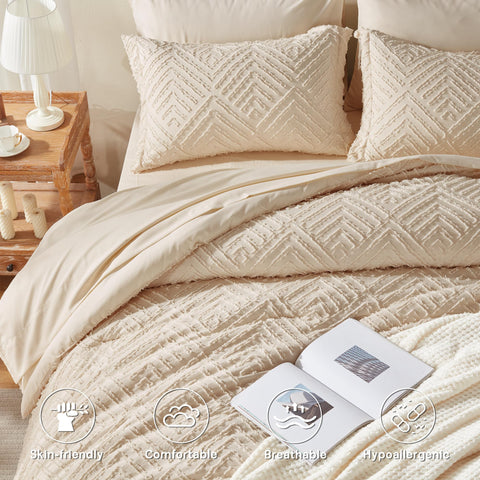 Zzlpp Queen sheets with 14-inch pockets fit securely on most mattresses.